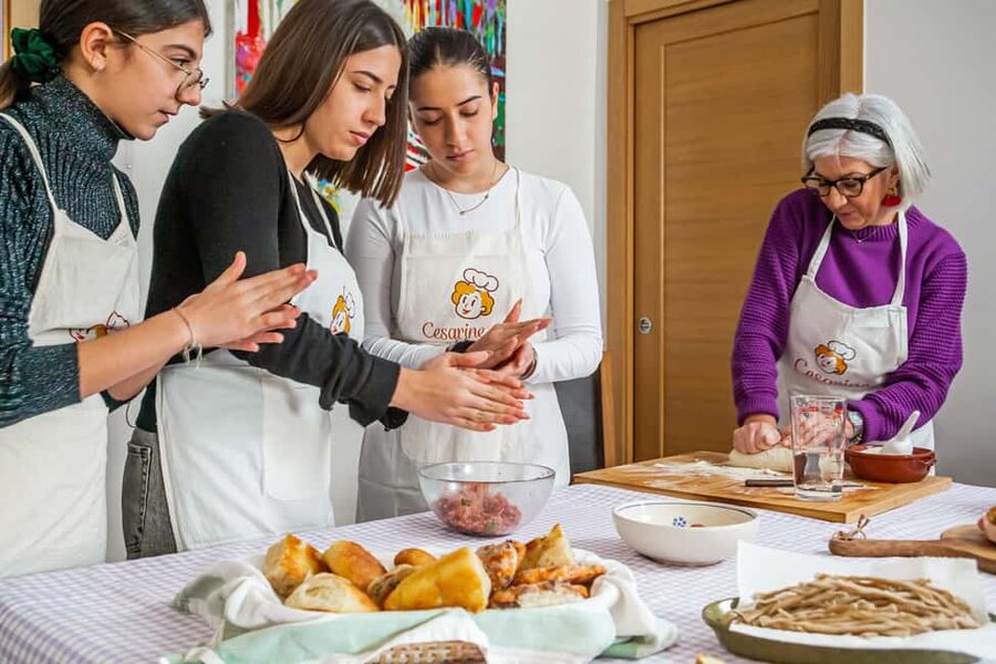 Florence: Share Your Pasta Love in a Local’s Home - Practical booking advice
