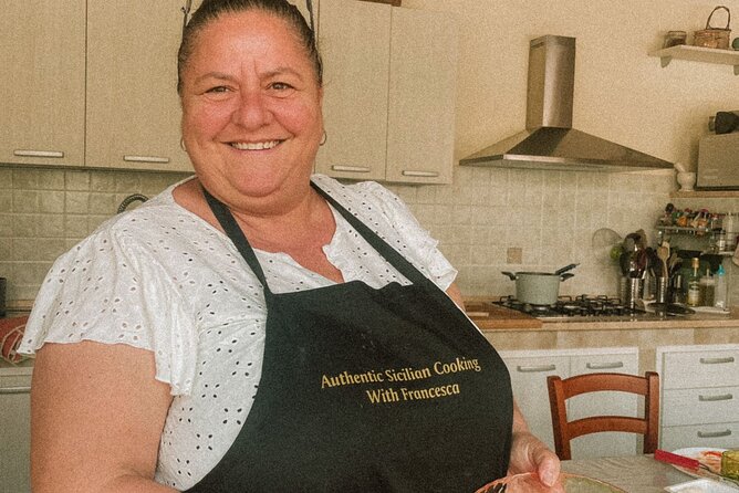 Fresh pasta and tiramisù class in Palermo - Sitting down to eat what you made