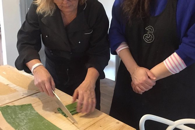 From Rome: Pasta Fresca Cooking Class in a Farmhouse with a Local - Meeting Claudia and Bruno at their home