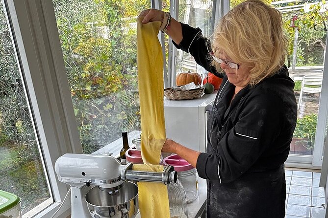 From Rome: Pasta Fresca Cooking Class in a Farmhouse with a Local - How the train trip affects your day
