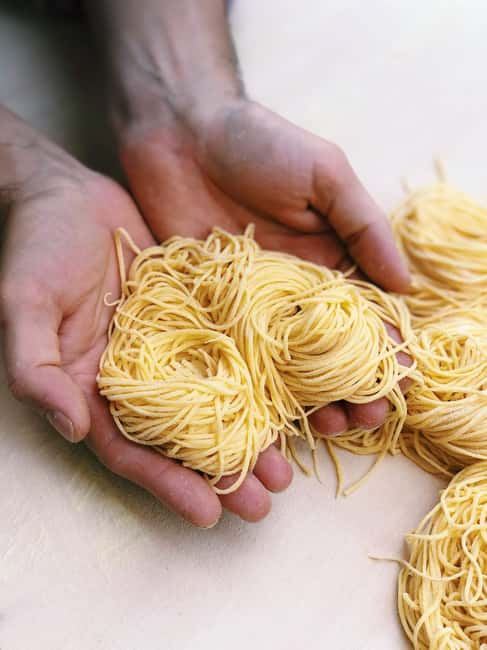 Genoa: Fresh Pasta mastserclass Michelin Stars - A hands-on start in central Genoa