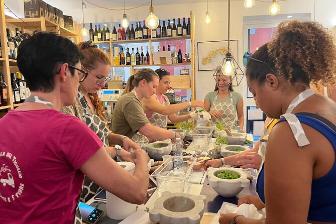 Genoese Pesto Lesson with Mortar, Pasta Tasting and Local Wine - Key points at a glance