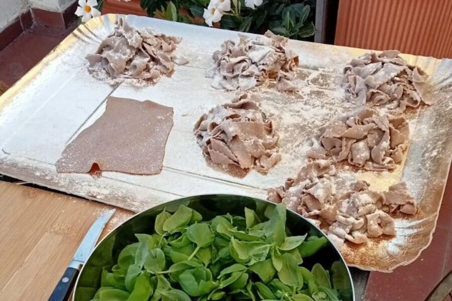 Genova: Homemade Pasta & Pesto Local Chef Class with Wine - Mixing, rolling, and shaping fresh pasta