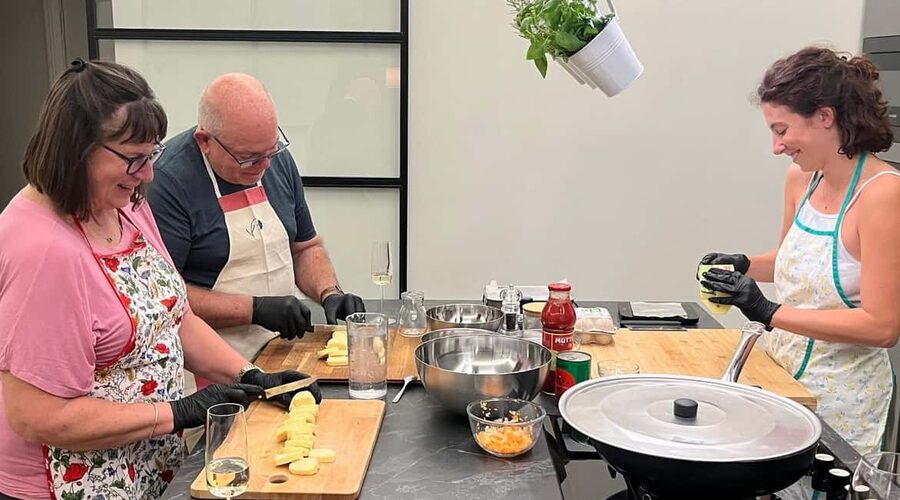 Gnocchi & Meatballs | Cooking class & dinner at my place - What the four-hour schedule means for you