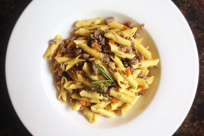 Gnocchi, Pasta, Tiramisù and Wine Class - Making fresh pasta by hand