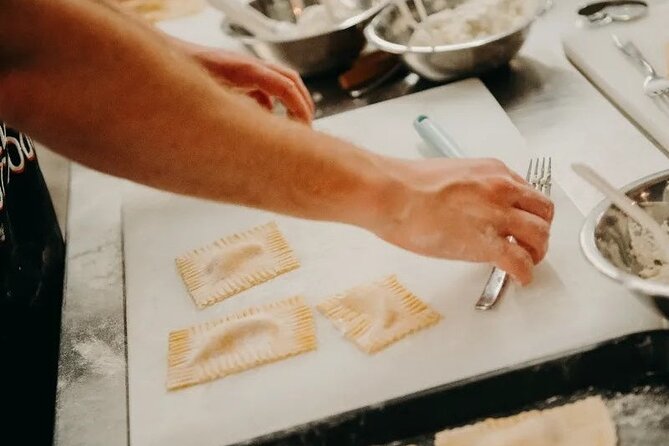 Handmade Fresh Pasta from Scratch in NYC - The Sauce Bar Turns Pasta Into a Meal