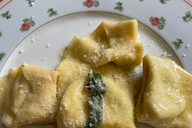 Handmade Pasta making Class with Chef Antonio - Beginning with fresh egg pasta