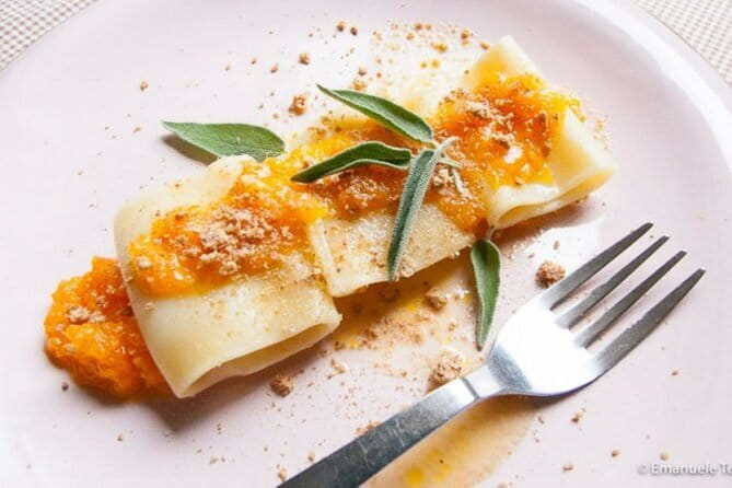 Hands on Deluxe Traditional 4-course dinner with fresh pasta - Booking and cancellation details worth knowing