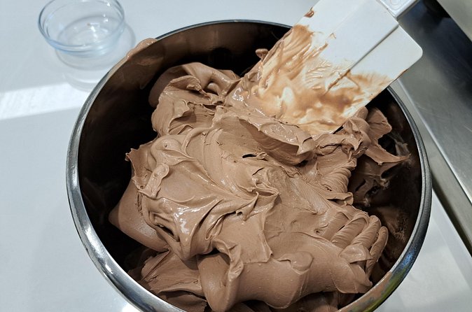 Hands On Pasta and Gelato Cooking Class in LUCCA - Making seasonal gelato from scratch