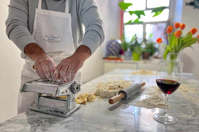 Homemade pasta Cooking Class & Home Restaurant in Rome - Cooking tagliatelle and maltagliati with ragù