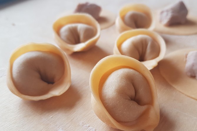 Italian Cocktail + Art of Making Pasta Cooking Class In Unique Milan Location - Three sauces, three different lessons