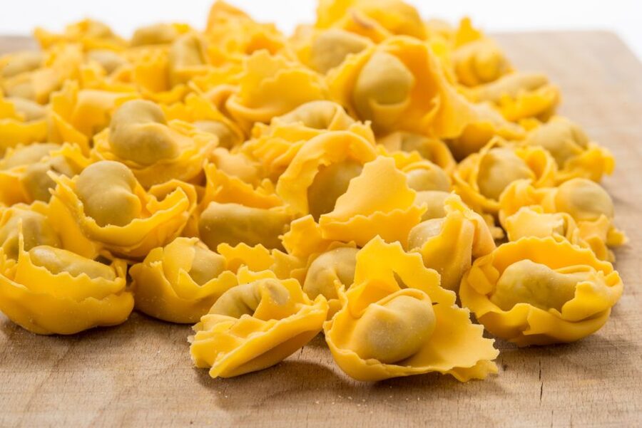 La Spezia: Pasta and Tiramisu Class at a Local's Home - Key points to know before booking