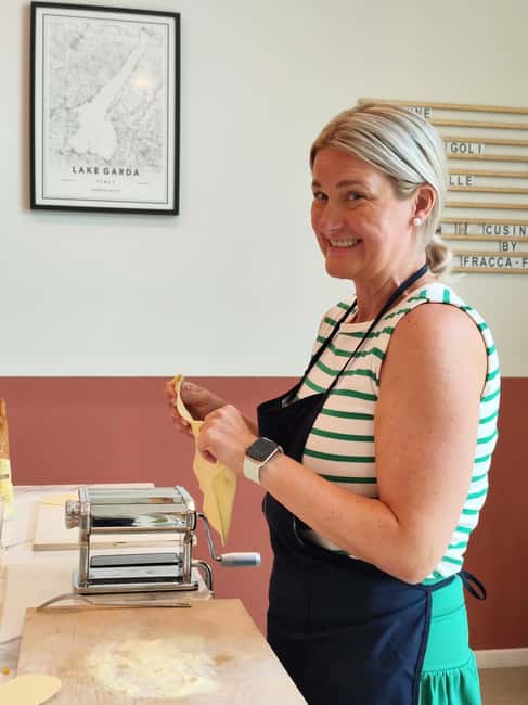 Lazise: Fresh Pasta and Tiramisù Cooking Class at Lake Garda - Who should book this class