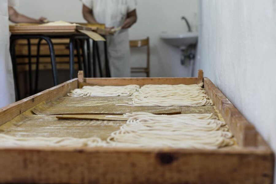 Lucca: Fresh Pasta-Making Class at a Local's Home - Why a Lucca home kitchen beats a standard cooking studio
