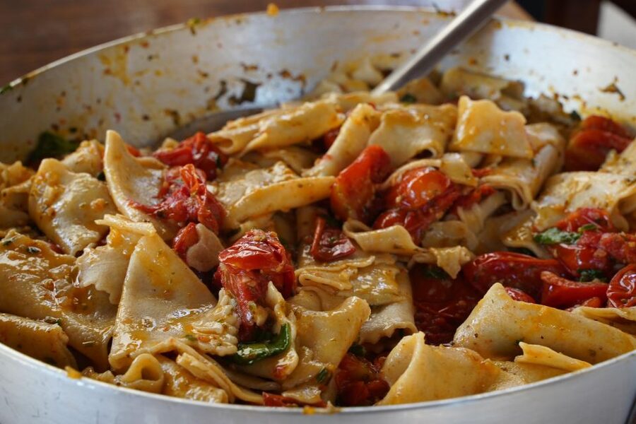 Lucca: Pasta Cooking Class with a Local Chef - Why the family atmosphere matters