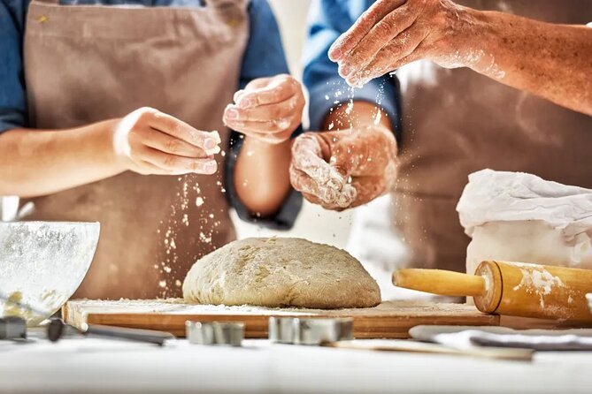 Make fresh pasta and Italian aperitivo In Barcelona - What happens before the pasta