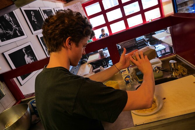Make Pasta Carbonara from Scratch in a Jazz Club in Venice - A jazz club instead of a restaurant dining room