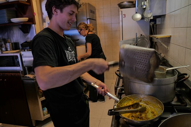 Make Pasta Carbonara from Scratch in a Jazz Club in Venice - Wine, dietary needs, and age rules