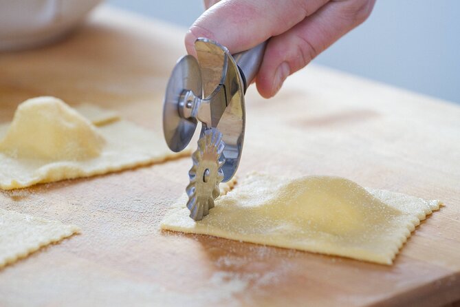 Make Ravioli & Tiramisù in Central Venice Kitchen (3-Course Meal) - Choosing risotto with fish or vegetables