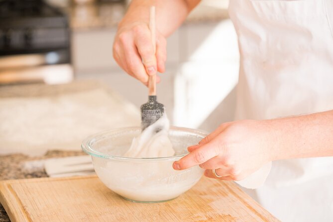 Make Tagliatelle & Tiramisù at a Historic Villa (3-Course Meal) - Who should book this experience?