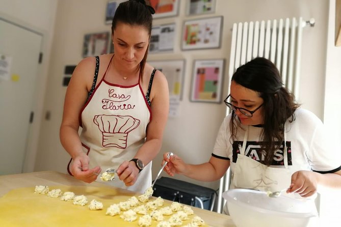 Make traditional handmade pasta from scratch with a local chef! - Who will get the most from this class