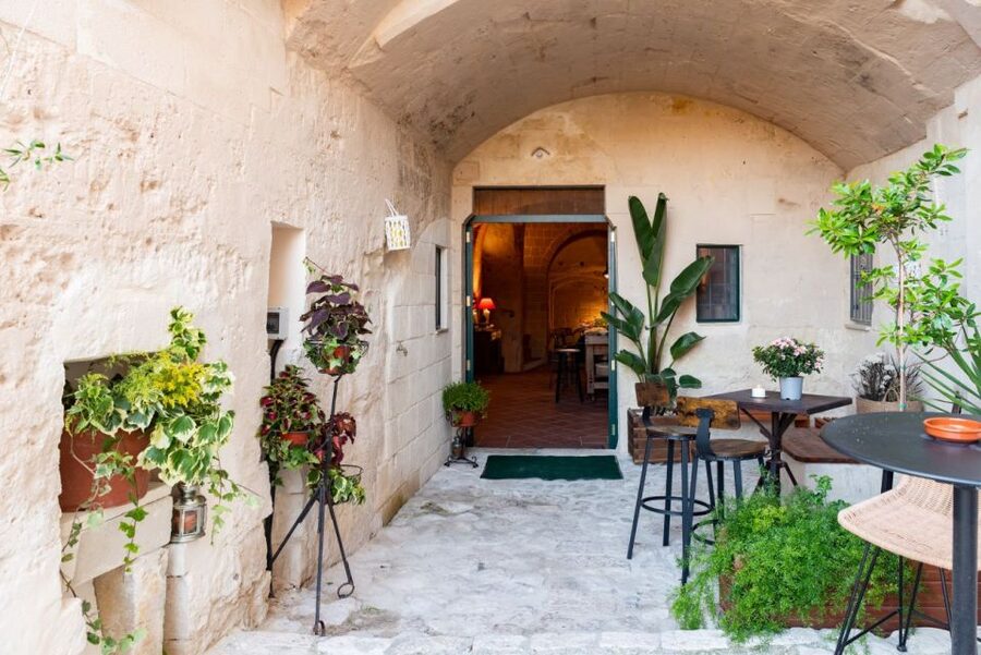 Matera: Pasta Cooking Class Old Farmer Style in Sassi Cellar - The 90-minute fresh pasta workshop