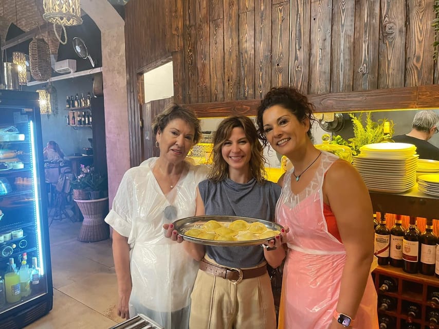 Milan: Pasta and Tiramisu Cooking Class with Wine - Who should book this pasta class?