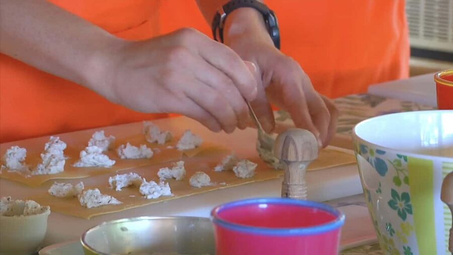 Milan: Pasta, Ravioli, and Gelato Class in a Glamorous Home - Who should book this class?