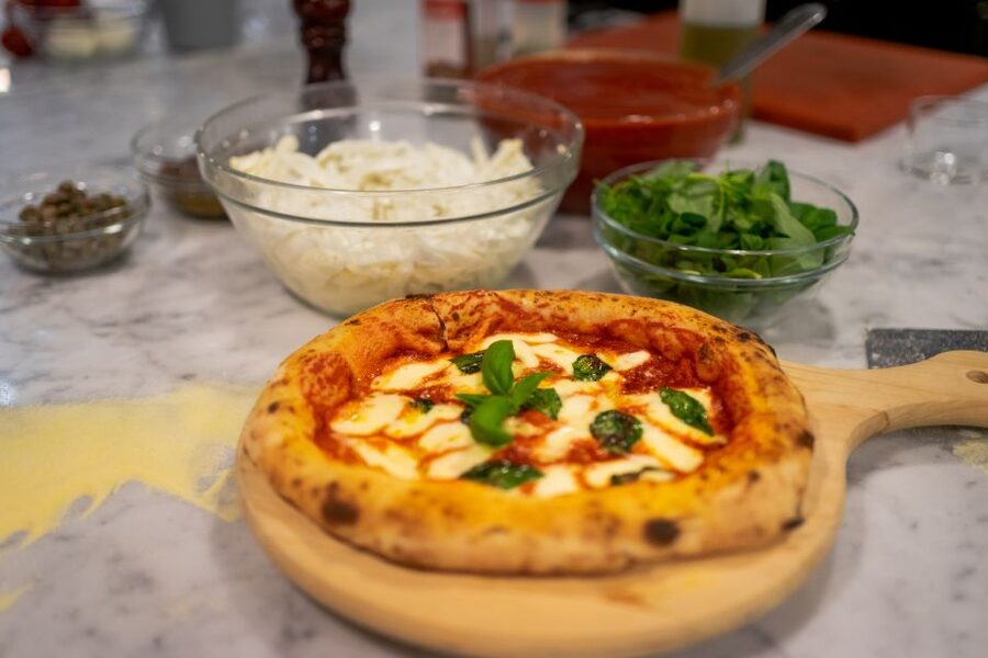 Milan: Pizza or Pasta and Gelato-Making Class with Wine - Pizza class: dough, tomato sauce, and your own toppings