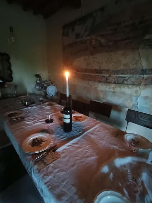Montone: Pasta Making and Dinner at Cardaneto Castle - Wine from three Italian regions