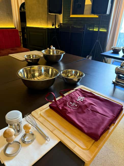 Napolitan Secrets: Pasta & Tiramisù Class for Food Lovers - Who should book this experience?