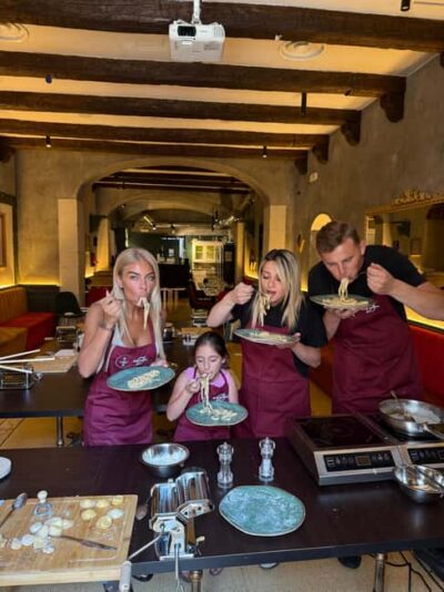 Napolitan Secrets: Pasta & Tiramisù Class for Food Lovers