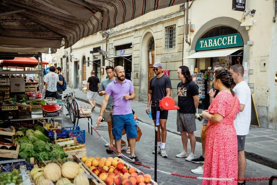 Neighborhood shopping & Homemade Pasta ! - Why Santo Spirito is a smart setting for a pasta class