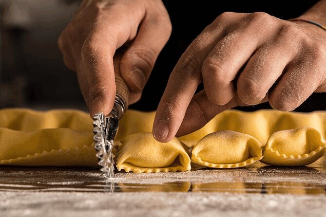 Olbia : Traditional Sardinian Pasta Course with Tasting - From kneading semolina to shaping pasta