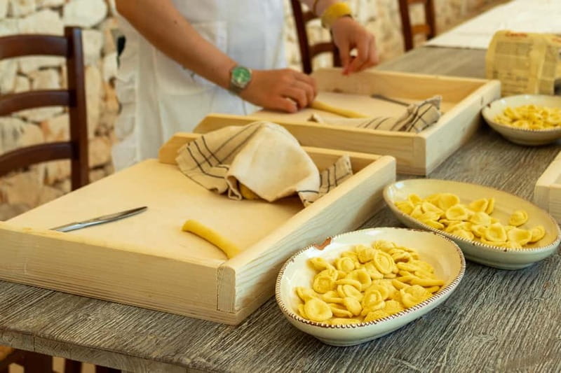 Ostuni: Orecchiette in a masseria - pasta making and tasting - Who should book this experience