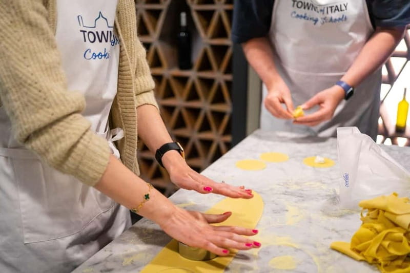 Palermo: Pasta and Gelato Making Class with Dinner and Wine - Sitting down to a Sicilian meal