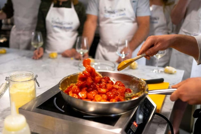 Palermo: Pasta and Gelato Making Class with Dinner and Wine - Choose the Capo market version for a fuller day