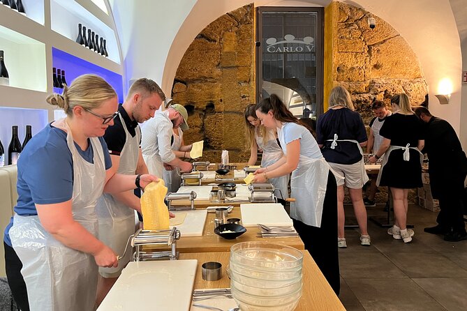 Palermo: Pasta and Tiramisu Small Group Cooking Class with Wine - Arriving at Carlo V on Piazza Bologni