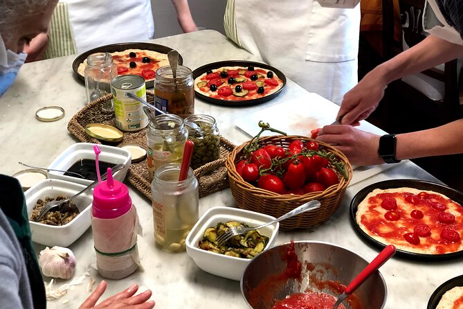 Pasta and Pizza cooking class in Cortona - Cooking in Simonetta’s Cortona kitchen