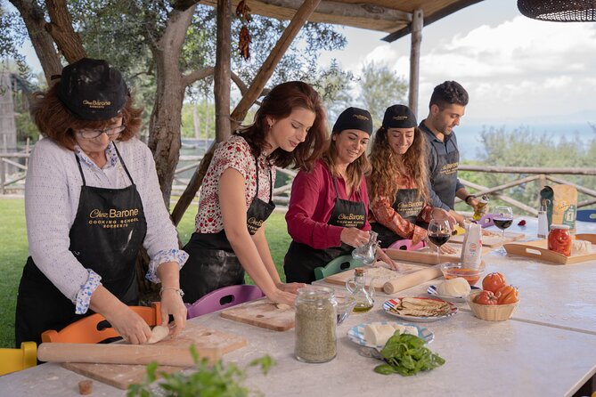 Pasta and Pizza Master Class with Pick Up in Sorrento - Rolling tagliatelle and preparing Bolognese sauce
