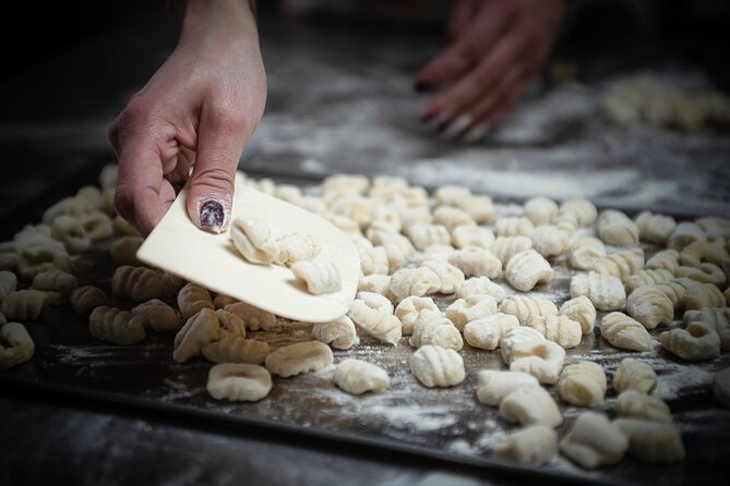 Pasta and Tiramisù class with a panoramic view of Sorrento - Timing, pickup, and practical details