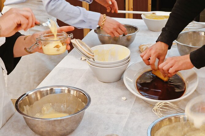 Pasta and Tiramisu Cooking Class in Rome, Piazza Navona - A small group, but not necessarily a private lesson