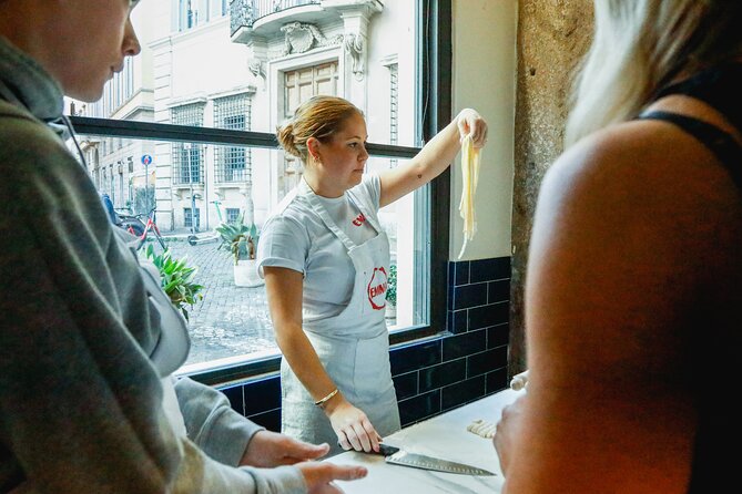 Pasta and Tiramisu Cooking Class with Prosecco in Rome - Learning Carbonara and Cacio e Pepe