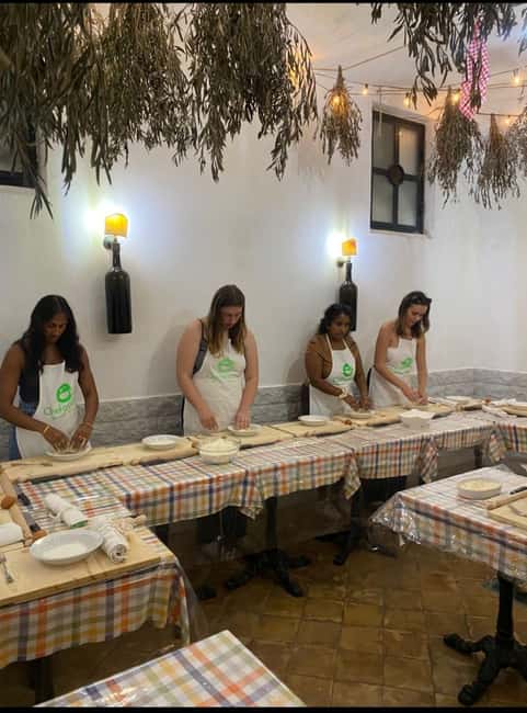 Pasta and tiramisù Cooking class with Wine at Piazza Navona - Who will enjoy this class most