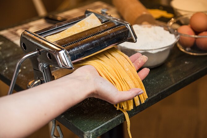 Pasta and Tiramisu Making Class at the Trevi Fountain - Who will enjoy this most