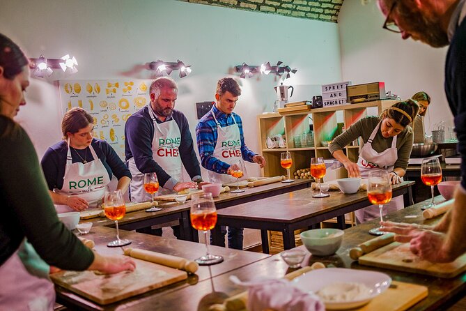 Pasta Cooking Class Near the Colosseum with 3 Spritz Cocktails - What this class near the Colosseum is really like