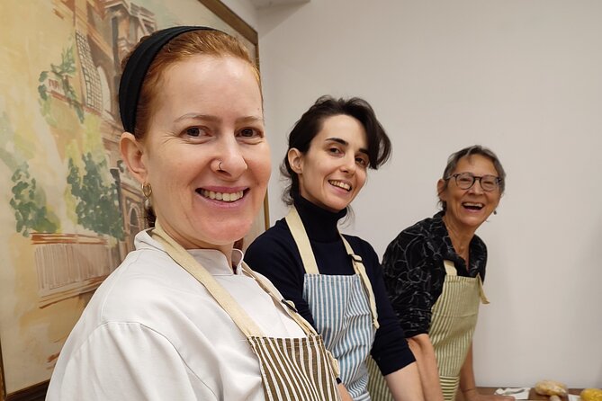 Pasta experience near San Pietro - Making pasta by hand near St. Peter’s