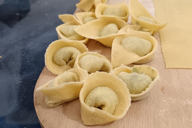 Pasta Making Class with Dinner and Wine in Florence - Group size, language, and the best fit