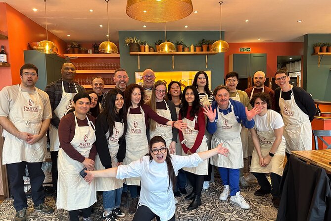 Pasta Making with Unlimited Prosecco in London's West End - A social activity that still teaches real technique