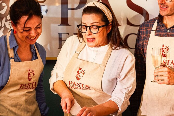 Pasta making with unlimited Prosecco in the heart of Richmond - Learning the pasta techniques